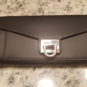 Michael Kors Hand Clutch/Wallet , Hand Wristlet